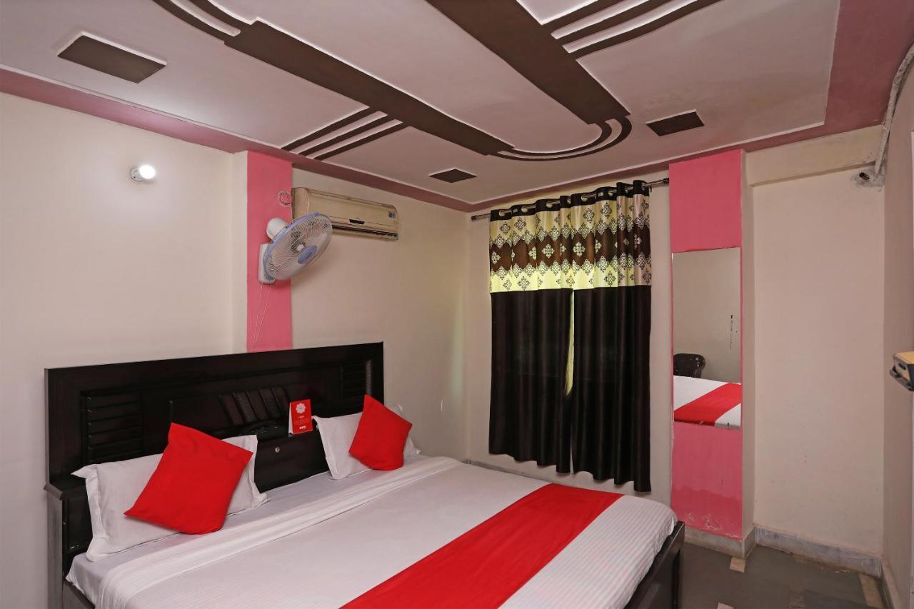 Oyo 29187 Hotel Shree Baki Bihari Dayal Bagh Exterior photo