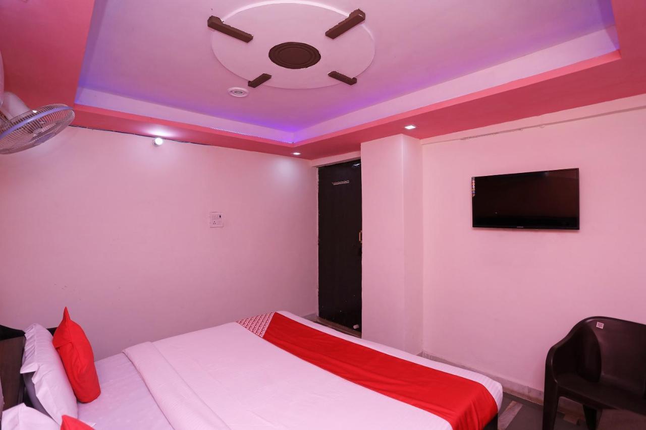 Oyo 29187 Hotel Shree Baki Bihari Dayal Bagh Exterior photo